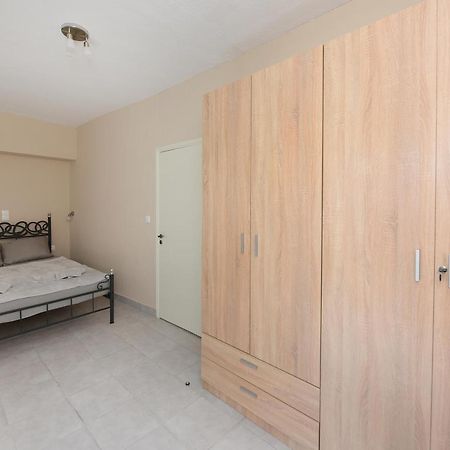 Happy Days Home Apartment Und Studio/Penthouse イアリソス エクステリア 写真